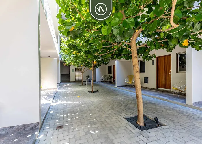 Centric 1br In Downtown Cabo - Rooftop Pool Ferienhaus